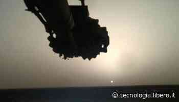Il lander InSight cattura le affascinanti immagini dell'alba su Marte - Libero Tecnologia