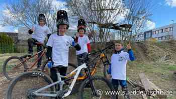 Charity-Nachwuchs: Moser-Kinder sammeln Geld für die Ukraine - Süddeutsche Zeitung - SZ.de