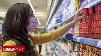 Co-op supermarket scraps yoghurt use by dates in bid to cut food waste