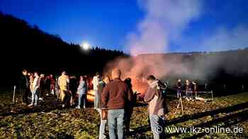 Osterfeuer in Hemer locken viele Besucher an - IKZ News