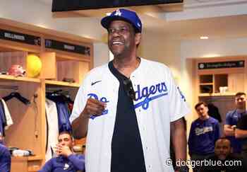 Denzel Washington Visited Dodgers Clubhouse & Addressed Team - DodgerBlue.com