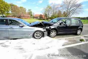 Marl: Vier Verletzte bei Unfall: Autos frontal zusammengeprallt - Marler Zeitung