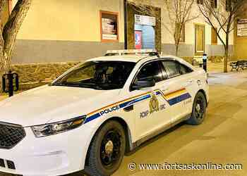 Police still looking for suspect, interviewing witnesses of Brant Hotel armed robbery - FortSaskOnline.com