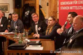 Das Landrats-Rennen ist eröffnet: Fakten, Zusagen, Luther-Sprüche - freiepresse.de