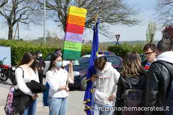 Trasferimento studenti del Filelfo, Luconi boccia le proposte di D'Este e Sclavi: «Sono irrealizzabili, cercano voti» - Cronache Maceratesi