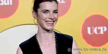 Betty Gilpin wurde am Set von „Law & Order“ in Leichensack vergessen