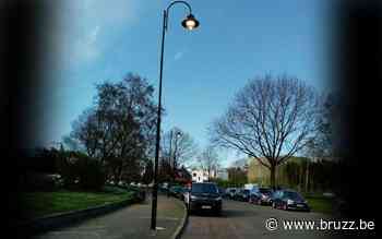 Straatverlichting in westen Brussel draait al maanden overuren: 'Te veel elektriciteit?' - BRUZZ