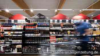 Supermarkt-Fund im Ausland: Frau entdeckt „portable Weingläser im Kühlregal“