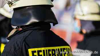 Kriminalität - Steinen - Feuerwehr befreit Kleinkind aus Auto - Panorama - SZ.de - Süddeutsche Zeitung - SZ.de