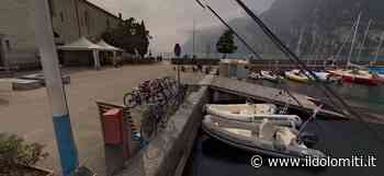 Trovata una bomba nel Garda, chiusa l'area antistante il porto San Nicolò - il Dolomiti