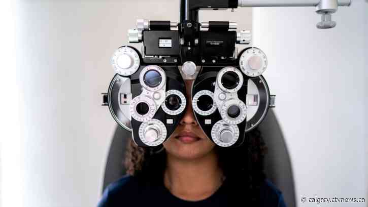 Reducing wait times for eye surgeries: Alberta to use chartered surgical facilities in Edmonton, Calgary