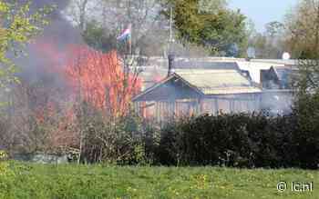 Meerdere chalets in brand op camping Tjeukemeer in Oldeouwer - Leeuwarder Courant