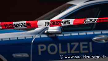 Unfälle - Celle - Vom Bremspedal gerutscht: Seniorin fährt gegen Schaufenster - Panorama - Süddeutsche Zeitung - SZ.de