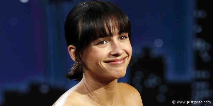 Naomi Scott Dishes On Her New 'Bingeable' Series 'Anatomy of a Scandal'