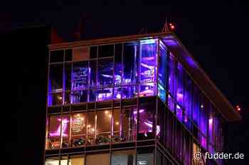 Feiern ohne Masken: Das Freiburger Nachtleben läuft nur langsam an - Freiburg - fudder.de - Fudder
