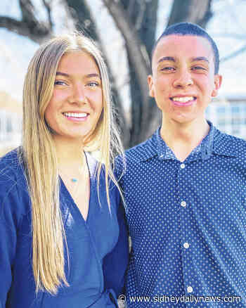 Sidney prom celebrates 'A Night at the Oscars' - sidneydailynews.com