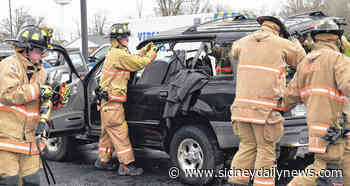 Mock crash: A bad decision's consequences - sidneydailynews.com