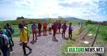 Melfi: adulti, famiglie e giovani fanno un tuffo nel passato alla scoperta di masserie fortificate, ville romane e grotte! Le foto - vulturenews.net