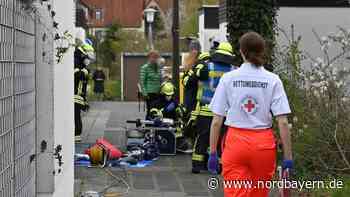 Großeinsatz bei Treppensturz in Erlangen: Verletzte mit Schaufeltrage befreit - Nordbayern.de