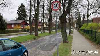 Tempo 30 in Neuenhagen: Warum die Schilder in der Lindenstraße erst jetzt wieder aufgestellt wurden - Märkische Onlinezeitung
