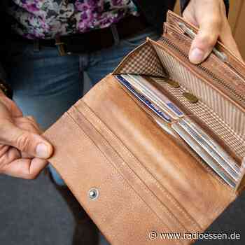 "Alles wird teurer!" - Verbraucherzentrale Essen gibt Spartipps - Radio Essen