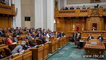 Saskatchewan MLAs, premier, cabinet receive pay increase of 2.6 per cent