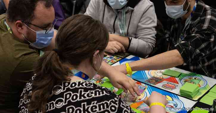 Pokémon-Fans spielen bei Meisterschaft um die Wette
