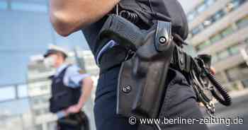 Berlin: Frau beklaut Jungen, Ehemann zieht Messer, Polizei zieht Pistole - Berliner Zeitung