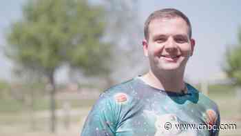 This 26-year-old Google engineer earns $270,000 a year and still uses coupons - CNBC