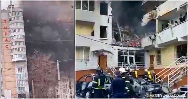 Guerra Russia-Ucraina, a Odessa colpito edificio di 14 piani da un attacco missilistico – Video