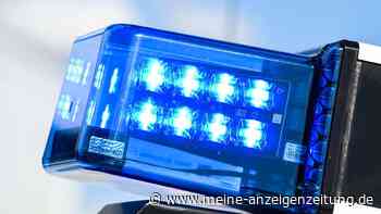 Autofahrer lässt Mann schwer verletzt im Graben liegen