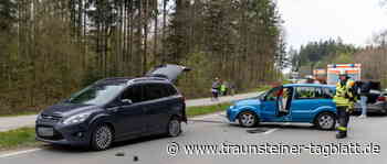 Verkehrsunfall auf ST2104 – Mehrere Personen leicht verletzt - Traunsteiner Tagblatt
