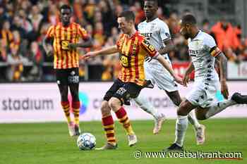 Volg KV Mechelen - Charleroi LIVE: Coucke en de lat houden Mechelse voorsprong op het bord