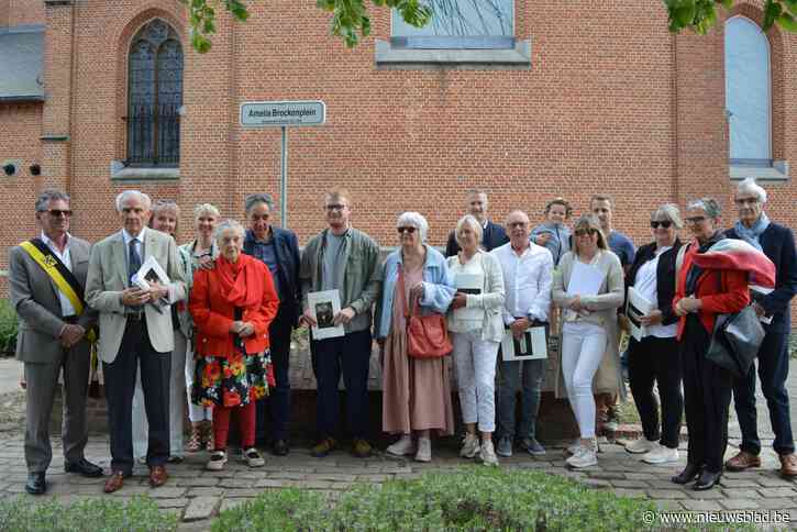Kleinzoon eerste vrouwelijke burgemeester na omdopen plein: “Bedankt lieve mensen van Emblem”