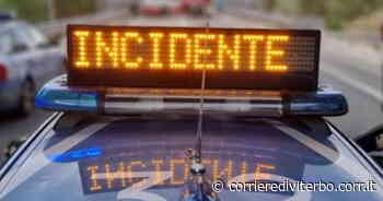 Viterbo, incidente. Auto si ribalta per evitare un furgone fermo sulla Superstrada - Corriere di Viterbo