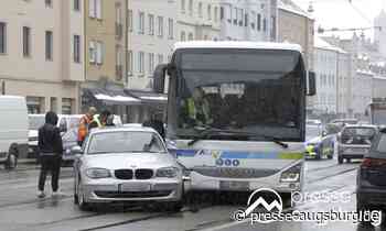 Augsburg | Verkehrsunfall mit Bus in der Jakobervorstadt | Presse Augsburg - Presse Augsburg