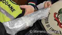 Pisa, sbarca all'aeroporto con 1,3 kg di cocaina in valigia: arrestato - Il Tirreno