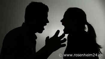 Party-Streit mit vier Promille eskaliert - Mann (43) bricht Nachbarn (60) die Nase