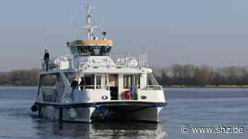 Verbindung Hamburg-Wedel-Stade: Motorschaden: Elbfähre „Liinsand“ fällt wochenlang aus | shz.de - shz.de