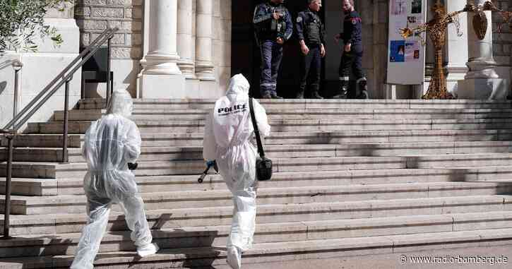 Nizza: Priester bei Messerattacke in Kirche schwer verletzt