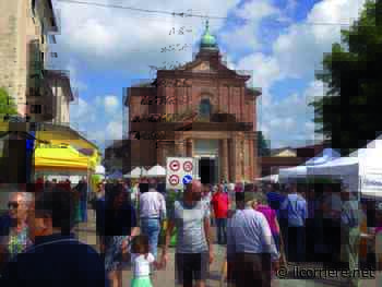 Fiera Terre Rosse a Ceresole d'Alba: banchi gratuiti agli espositori - Il Corriere di Alba, Bra, Langhe e Roero