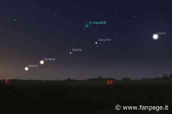 Domani all'alba la Luna si unirà al raro allineamento di pianeti: come vederli nel cielo - Fanpage.it