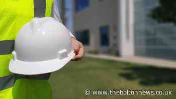 Rogue builders Sabrik UK left customer's home without a roof - The Bolton News