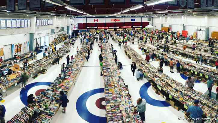 Homebuilder hosts event to collect gently used books for Calgary Reads sale
