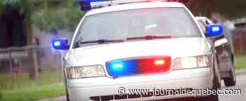 Il sort indemne d'un accident de voiture spectaculaire