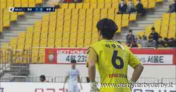 Corea del Sud, 4 portieri infortunati: in porta la mezz’ala, il Gyeongnam prende 3 gol! - DerbyDerbyDerby