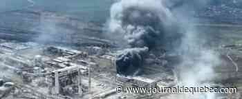 L'Ukraine propose à la Russie des pourparlers à côté du site d'Azovstal à Marioupol