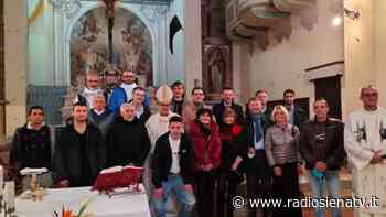 Detenuti “Fuori dal carcere” per la messa con il cardinale di Siena Augusto Paolo Lojudice - RadioSienaTv