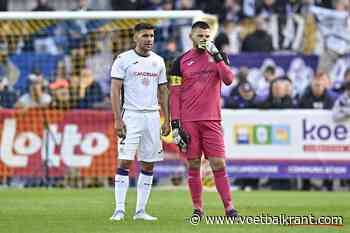 Van Crombrugge vernietigend voor eigen ploeg: &quot;Niet bij de les, ondermaats en recht op niks&quot;