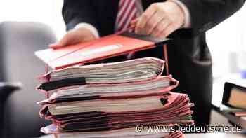 81 Jahre alten Vater mit Beil angegriffen: Tochter angeklagt - Süddeutsche Zeitung - SZ.de